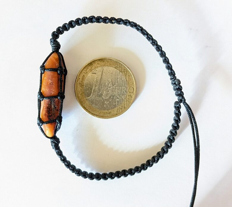 Divu acu tīklā (dažādi)