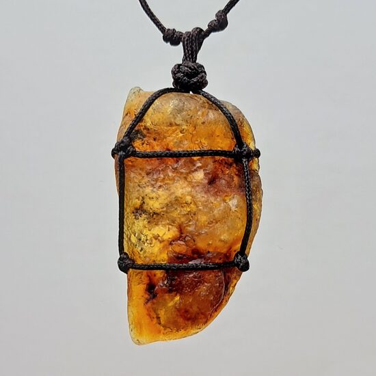 Dieva galdam četri stūri